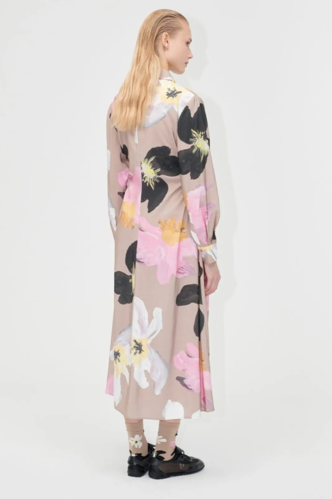 Clearance 2070 Light Fluid Ecovero, Waist Gather Shirt Midi Dresssg-pf25-d146-2070 Ammevenligt Tøj