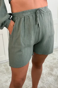Best Anne- Kaki Shorts