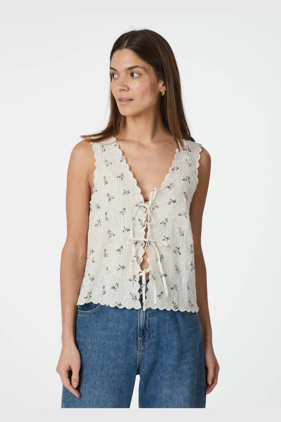 Bibi Embroidery Print Top 165122 T-Shirts & Toppe|Ammevenligt Tøj