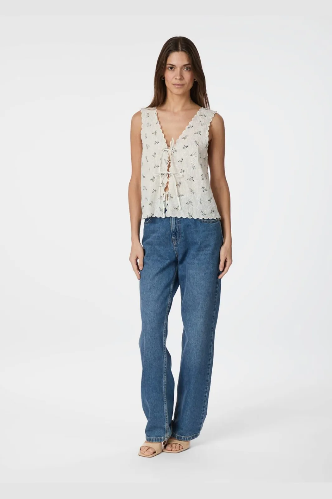 Bibi Embroidery Print Top 165122 T-Shirts & Toppe|Ammevenligt Tøj