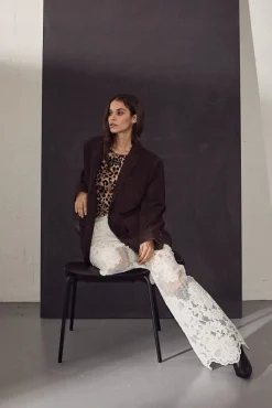 Haute L'Amitié Bukser, Jeans & Leggings<Curvey Lace Hem Pant HL10214
