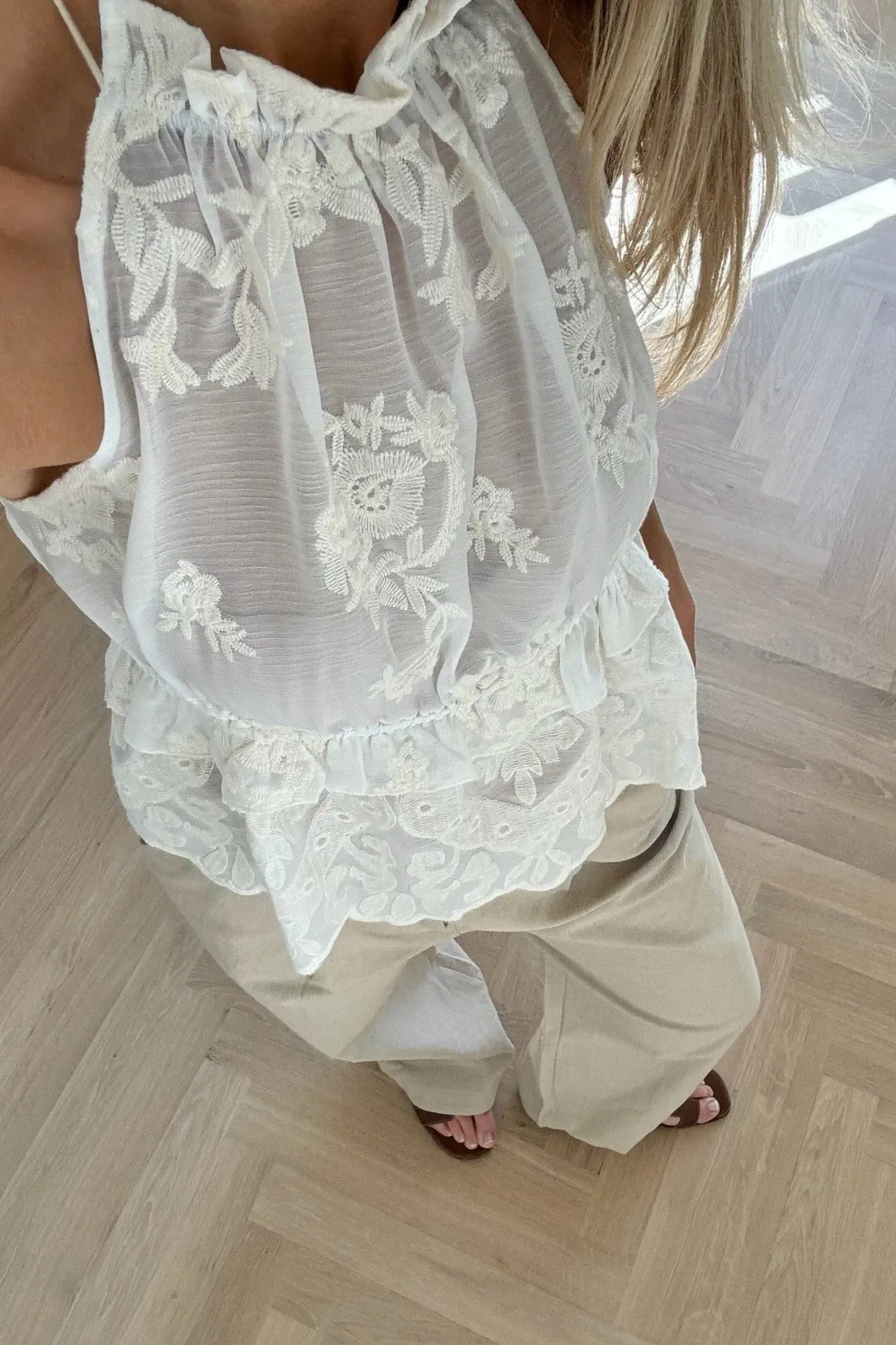 BYIC T-Shirts & Toppe<Ellinoric Lace Top