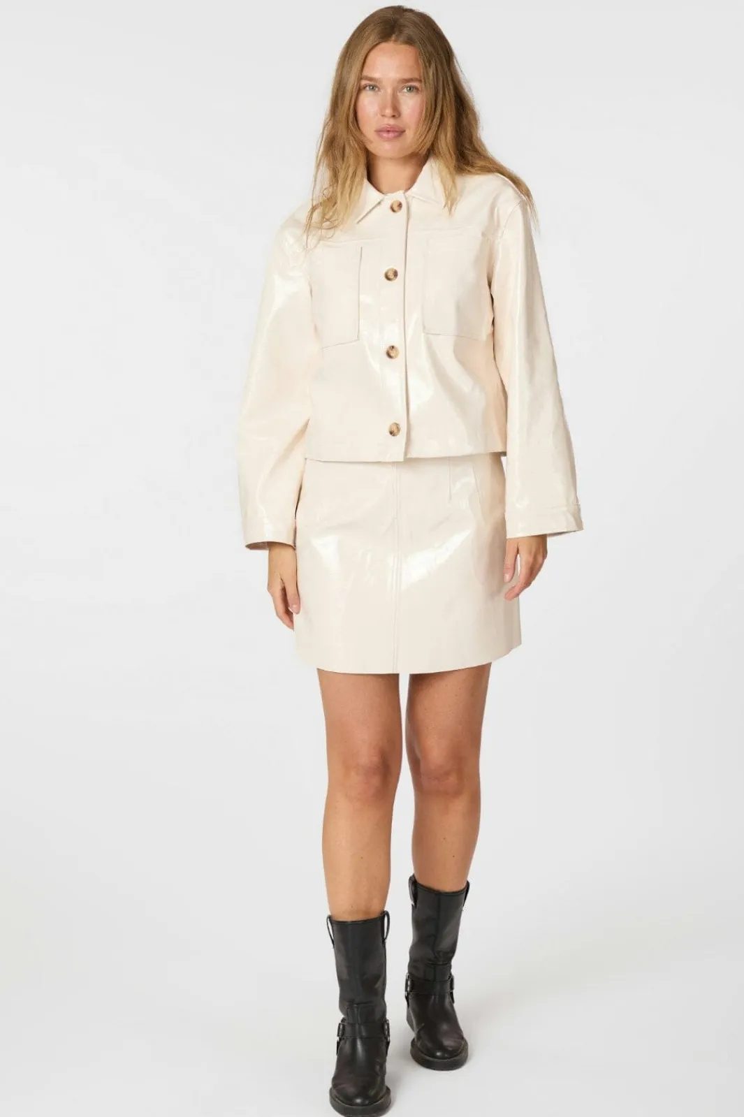 Best Emilia Patent Jacket 164794 Overtøj & Jakker