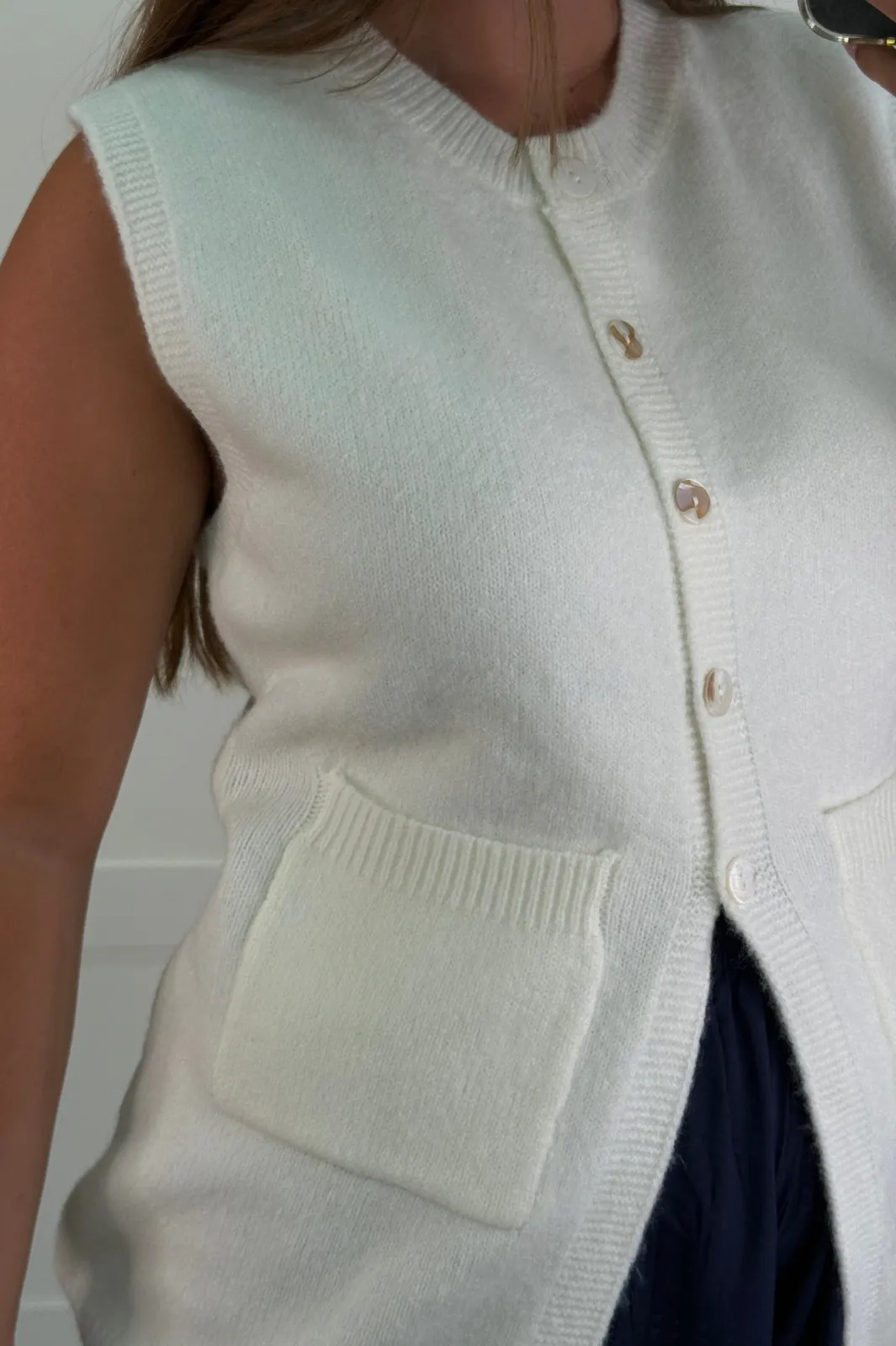 Discount Esme Vest Veste