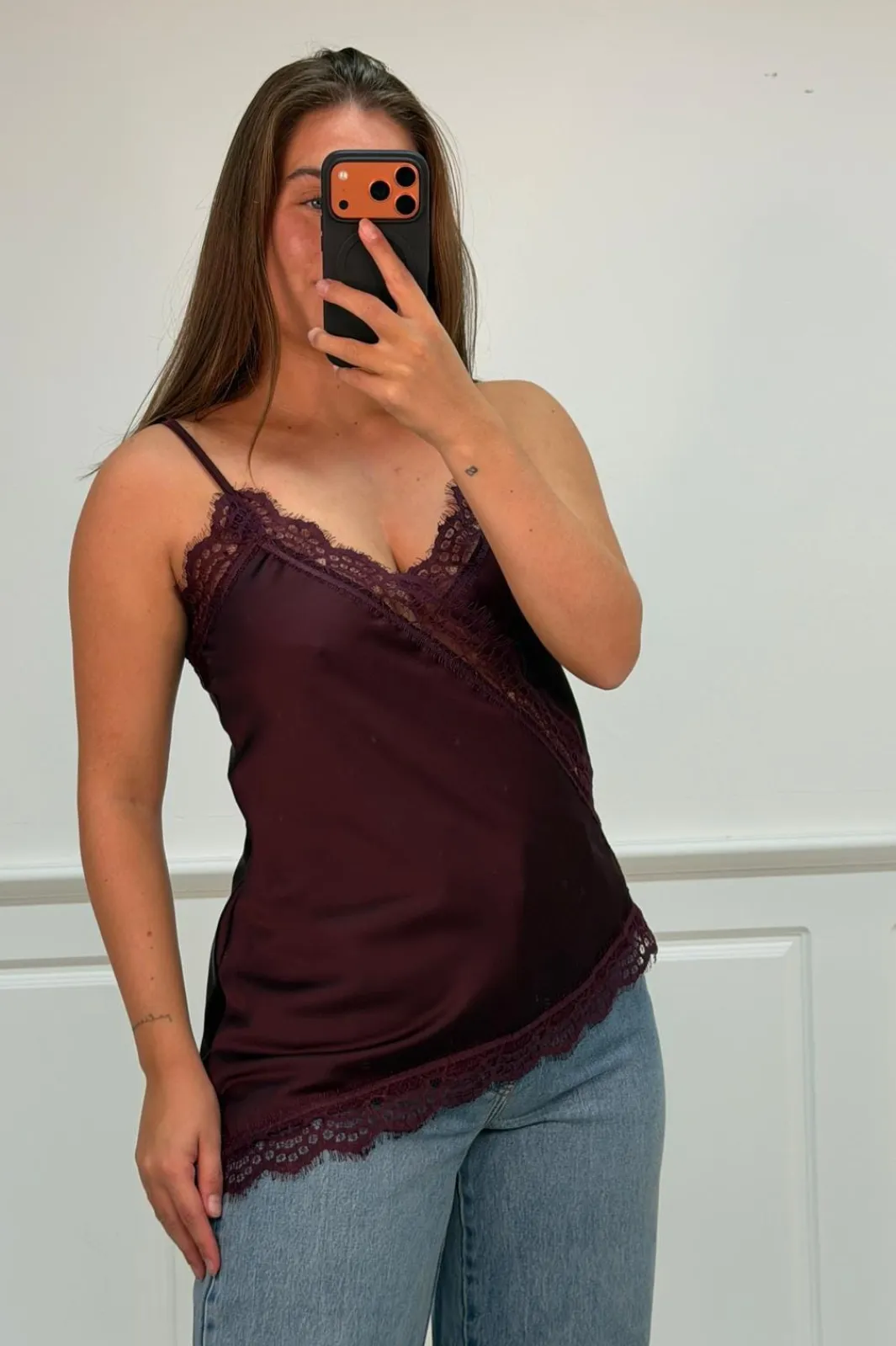 A-bee T-Shirts & Toppe<Ivanka top