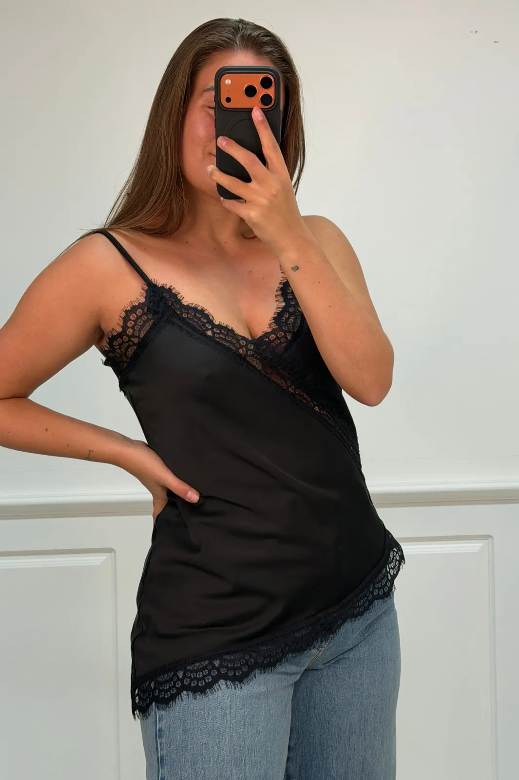 A-bee T-Shirts & Toppe<Ivanka Top