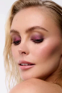 Wonderskin Øjenskygge<Iykyk Eyeshadow Stick