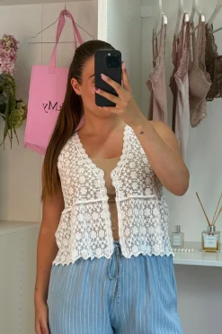 A-bee T-Shirts & Toppe<Julina Top