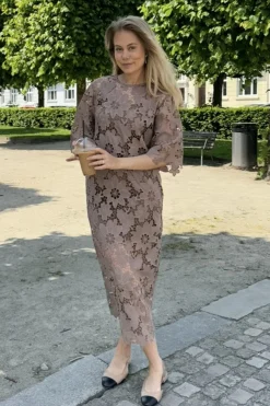 Clearance Klaraic Lace Long Dress Kjoler