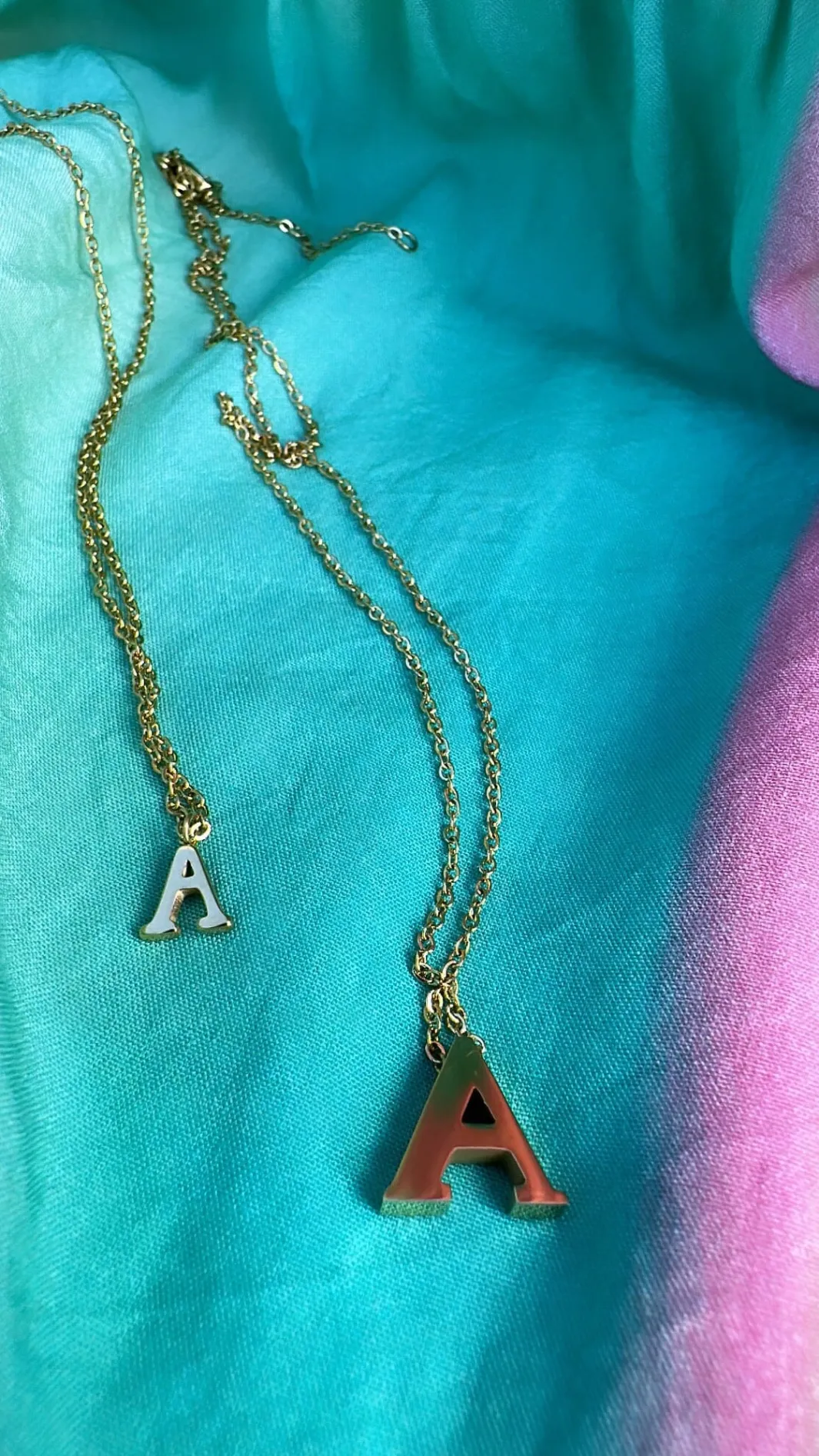 Mellow Moon Halskæder<Letter Necklace