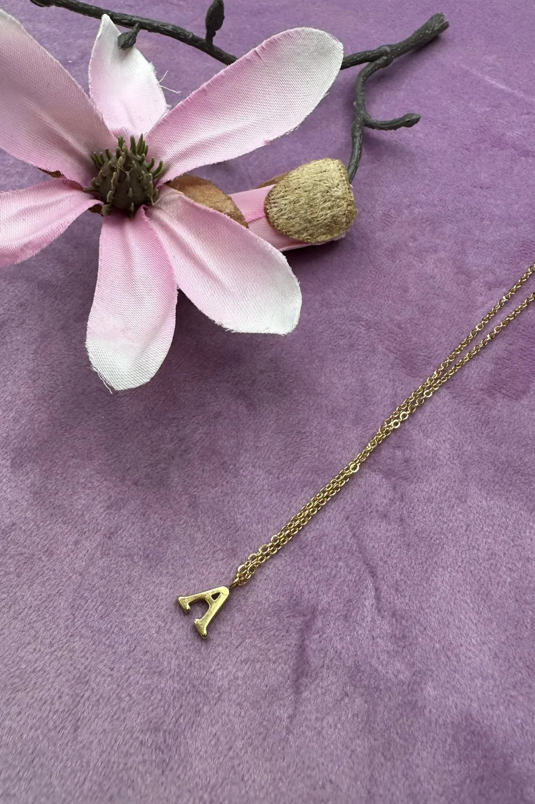 Mellow Moon Halskæder<Letter Necklace