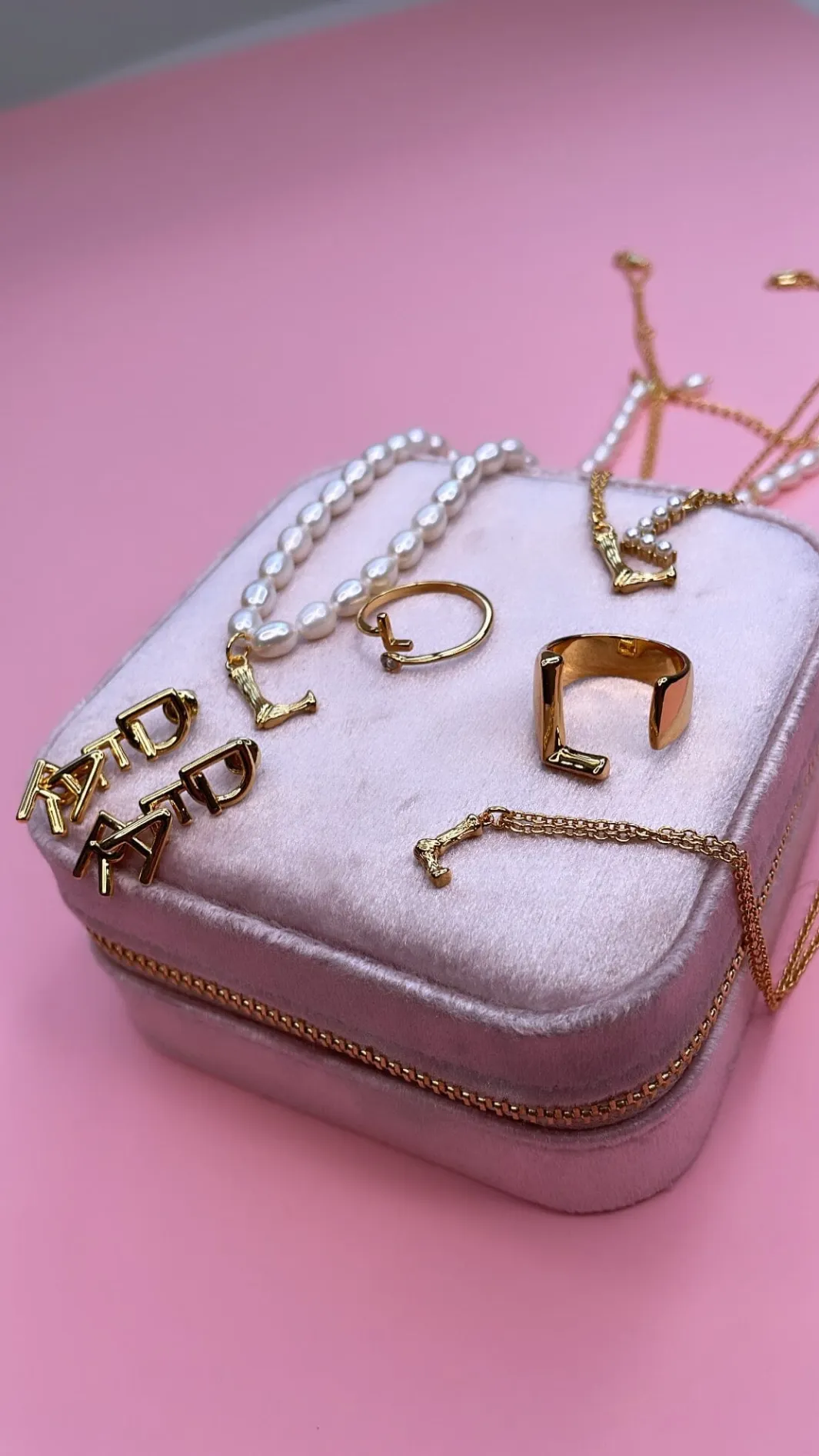 Mellow Moon Ringe<Letter Stone Ring