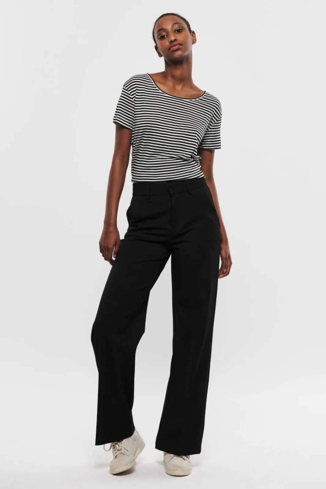 Lucy-M Bukser, Jeans & Leggings