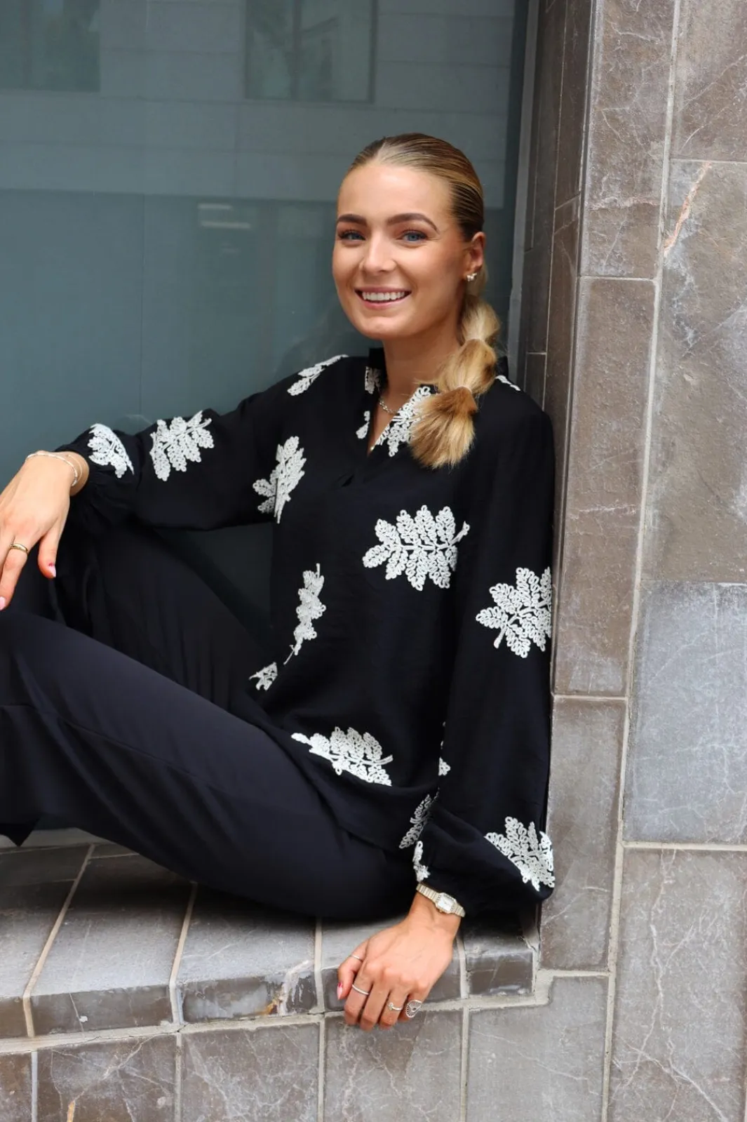 Liberte Bluser & Skjorter<Meg Ls Vneck Blouse 22318