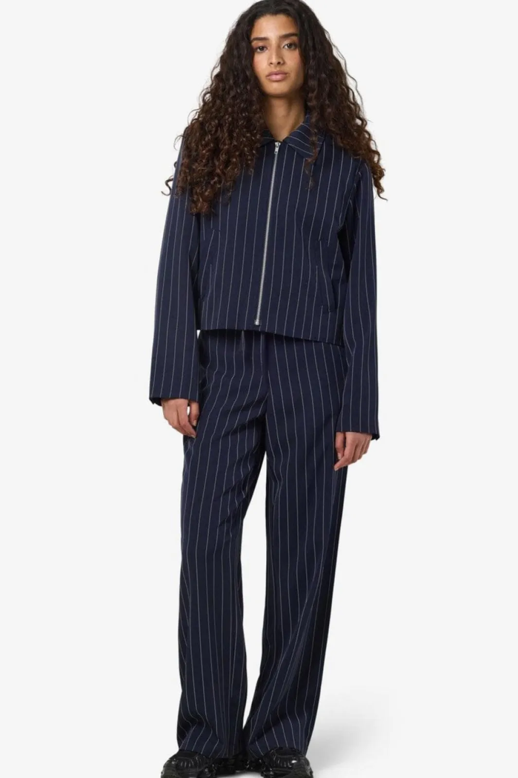 New Nmella Nw Pinstripe Pants Fwd Sæt 🛍️|Bukser, Jeans & Leggings