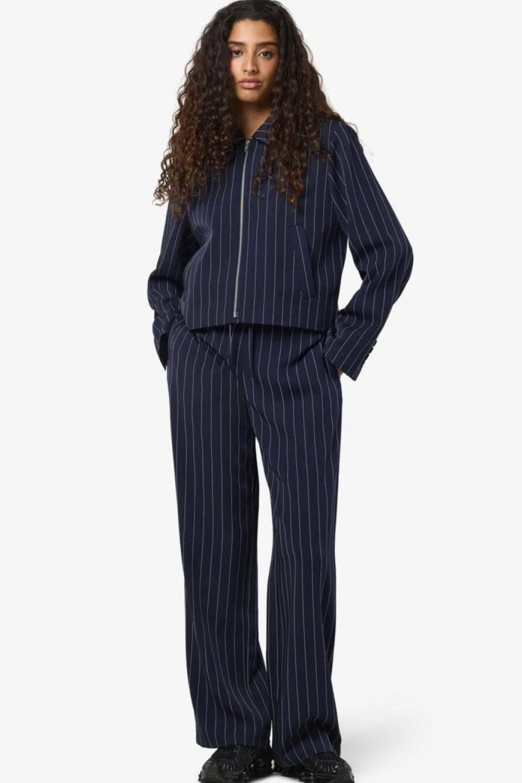 New Nmella Nw Pinstripe Pants Fwd Sæt 🛍️|Bukser, Jeans & Leggings