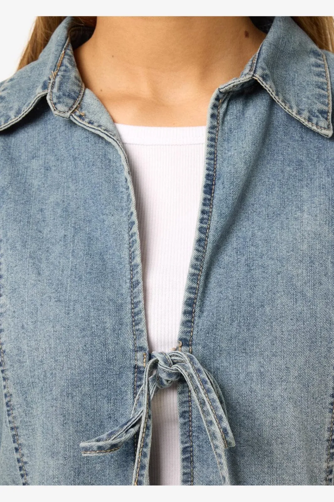 Noisy May Sæt 🛍️|Bluser & Skjorter<Nmmaisy L/S String Denim Shirt Bs031Lb