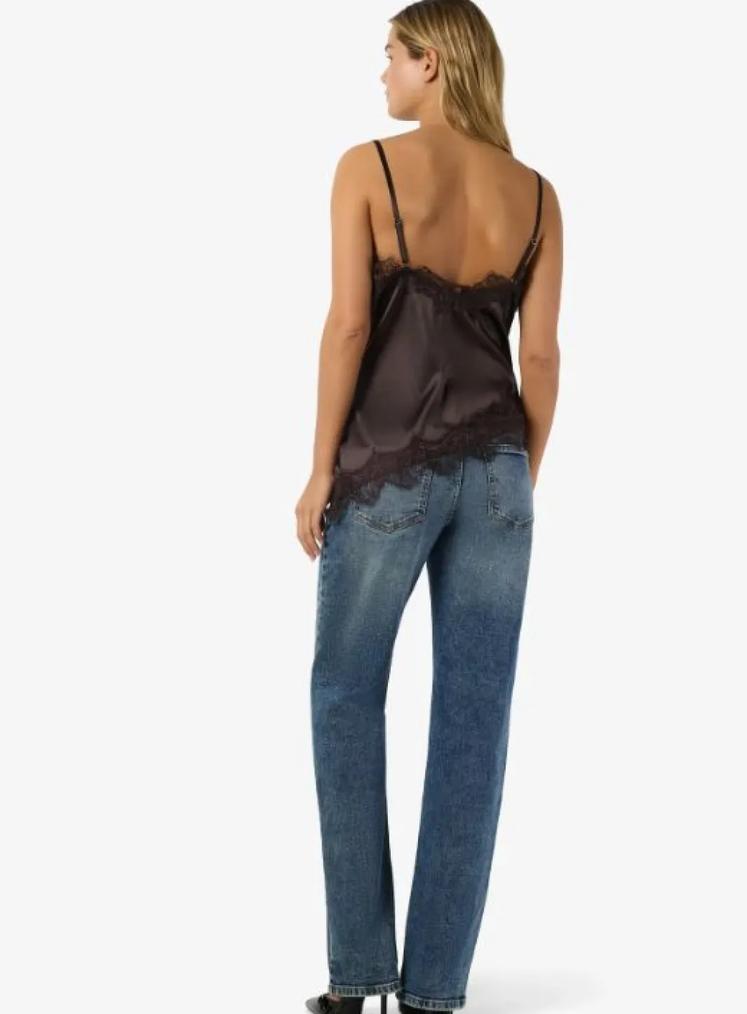 Noisy May T-Shirts & Toppe<Nmsofie S/L Satin Top