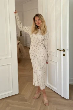 BYIC Kjoler<Odaic Dress