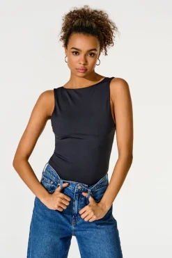 Clearance Onlea S/L 2-Ways Fit Top T-Shirts & Toppe