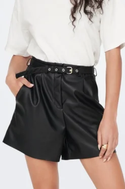 Only Shorts<Onlheidi Faux Leather Shorts Otw