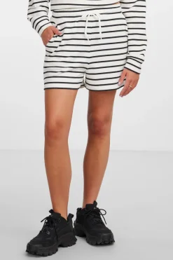 Pieces Shorts<Pcchilli Summer Shorts Stripe