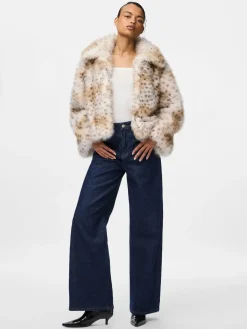 Pieces Overtøj & Jakker<Pcplush Short Fluffy Jacket
