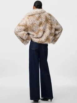 Pieces Overtøj & Jakker<Pcplush Short Fluffy Jacket