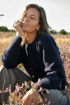 Neo Noir Cardigans|Ammevenligt Tøj<Puli Knit Cardigan 164838