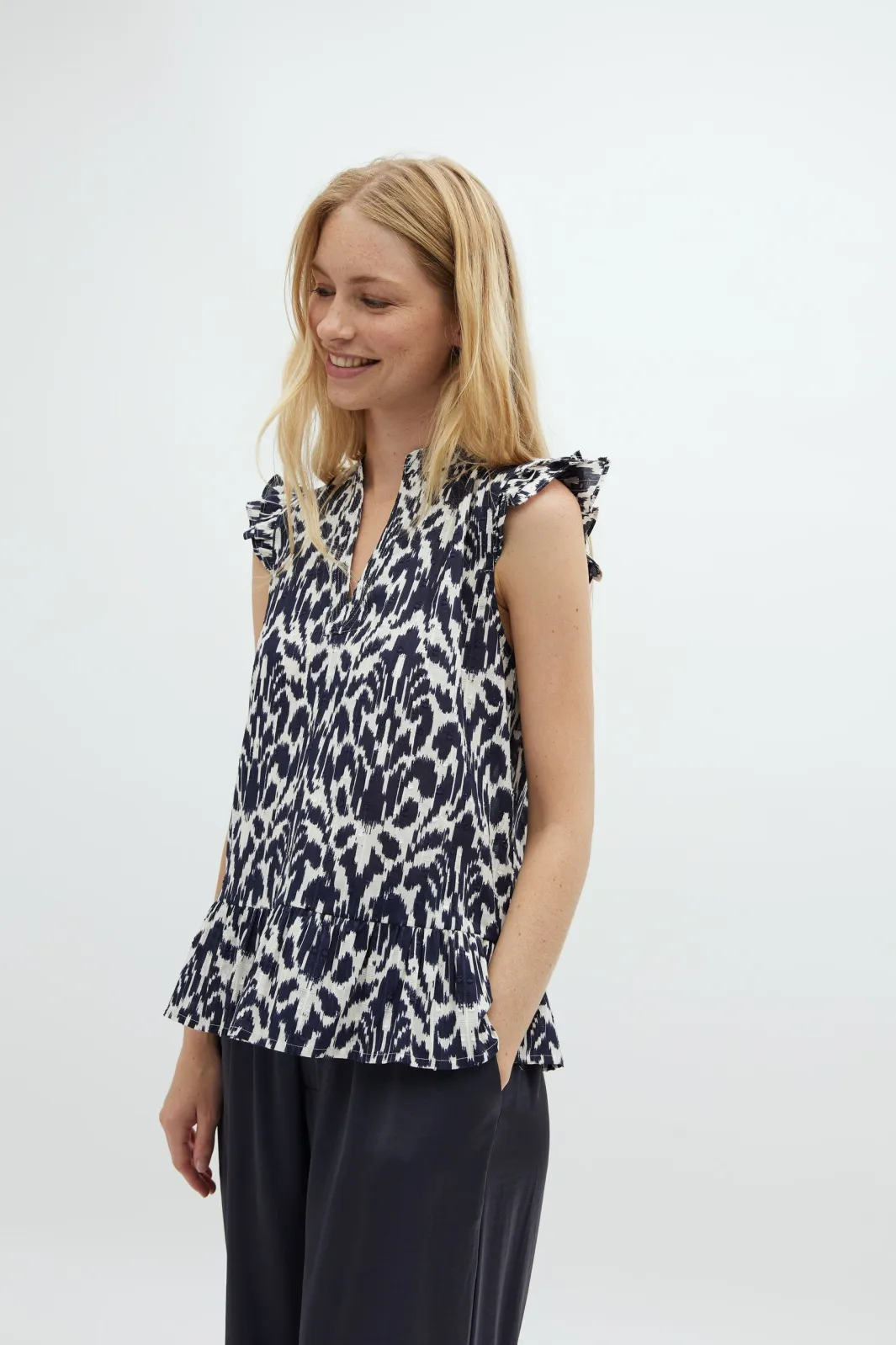 Sale Sinnah-M Bluser & Skjorter