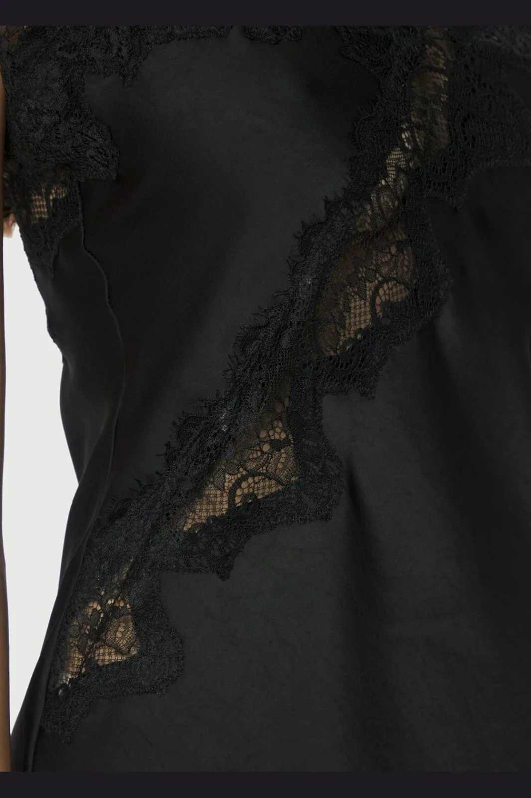 Sorelle Lace Dress 167411 Kjoler
