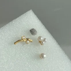Online Three Pearl Berries Earring Øreringe
