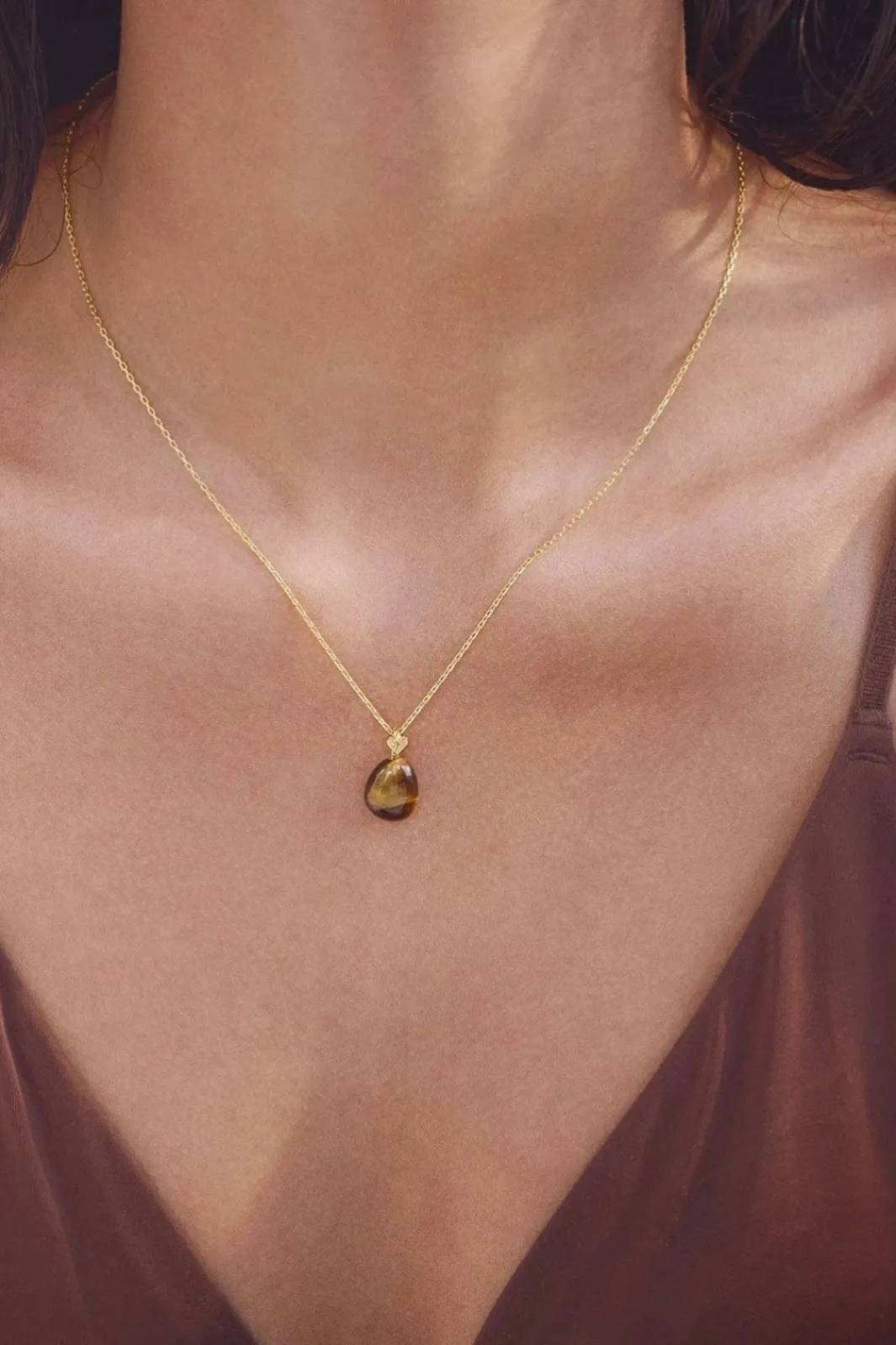Maanesten Halskæder<Tiger Eye Earth Pendant