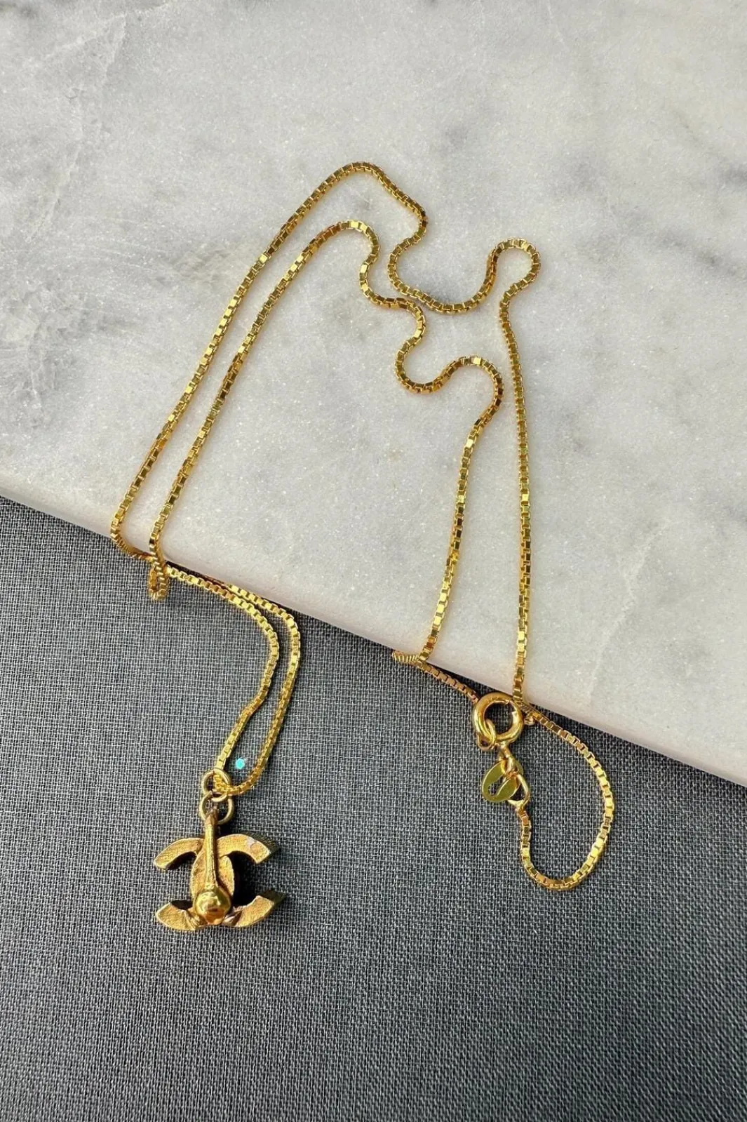 Preloved Vintageline x Molly&My Halskæder<Vintage Chanel CC Vedhæng 2